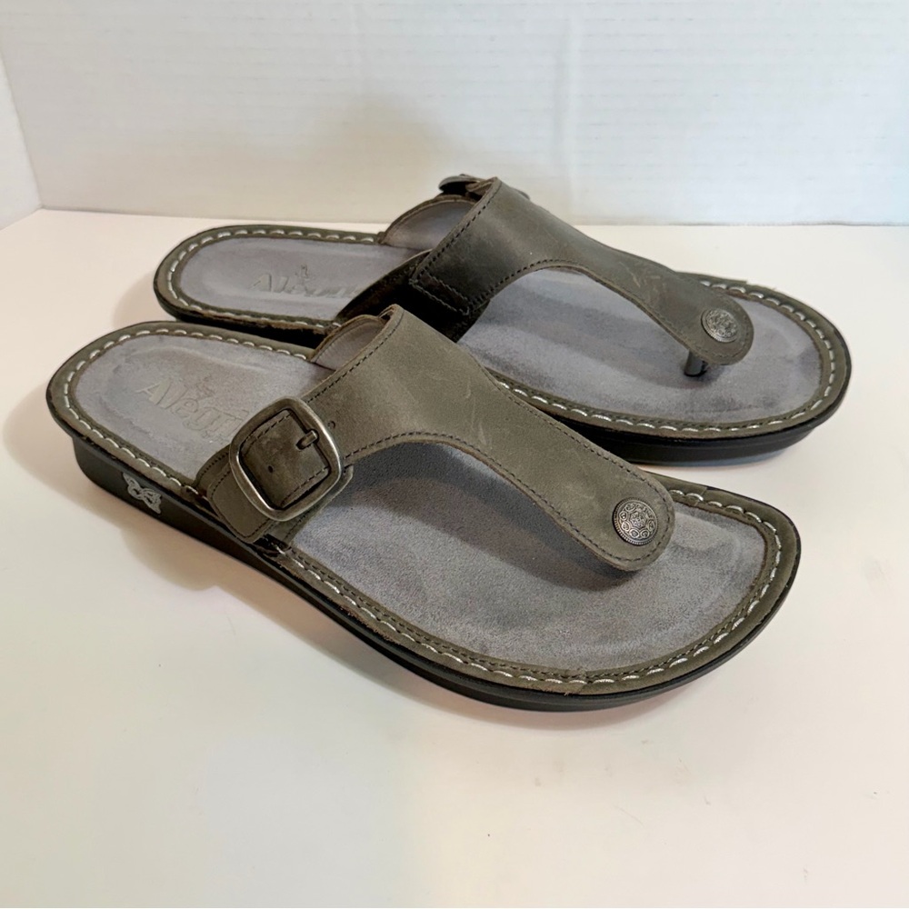Alegria by PG lite Vella Platform Sandal Size 8.5
